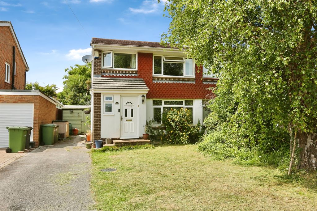 Property photo 1 of 17