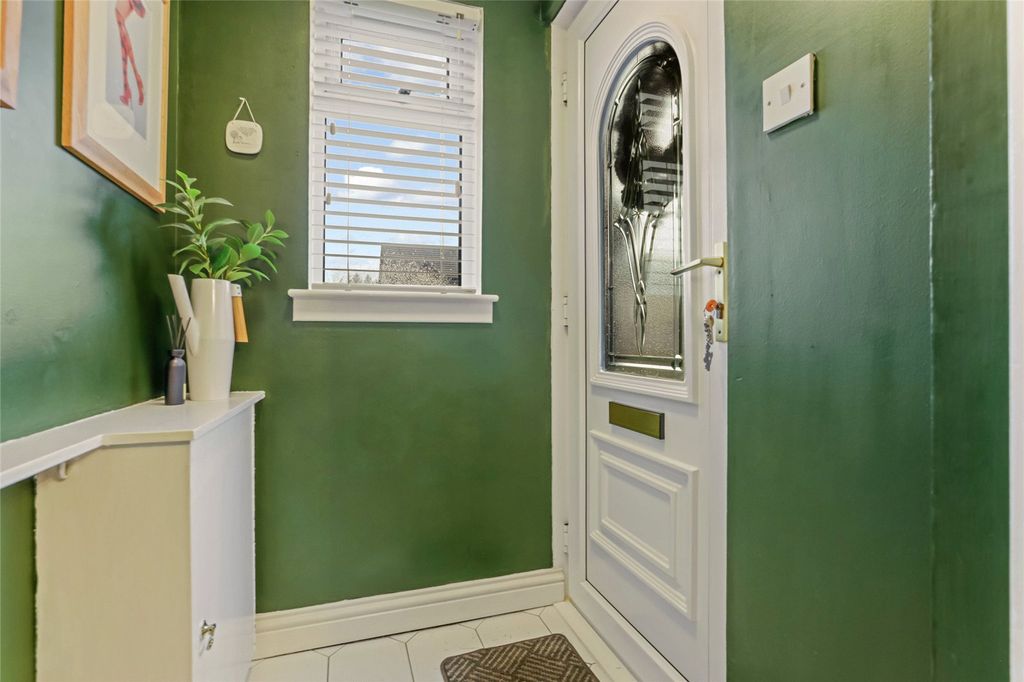 Property photo 2 of 21 Picture No. 02