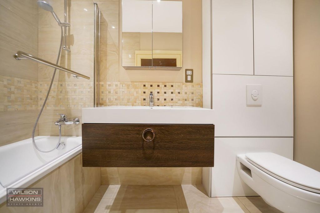 Property photo 3 of 13 Flat 5, Time Building - Q2Zjzw206Zif7c6m1l9F.Jpg