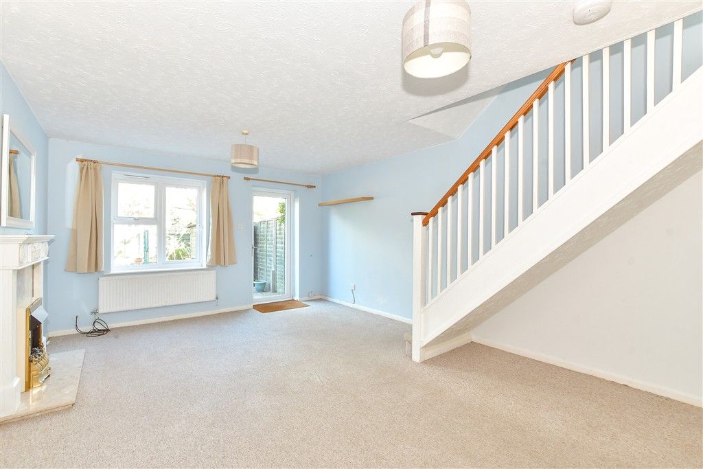 Property photo 3 of 10 Internal Feature Living Room