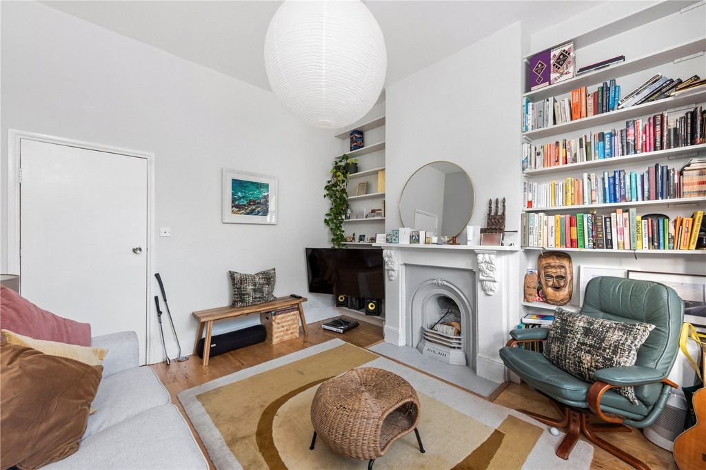 Property photo 3 of 13 Picture No. 19