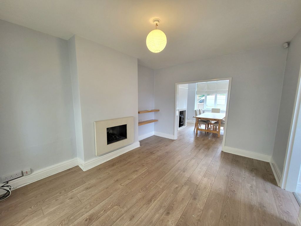 Property photo 2 of 16 Picture No. 52