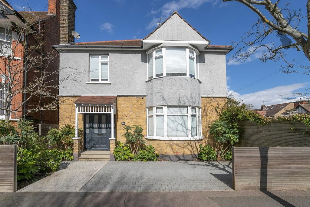 Property photo 1 of 19