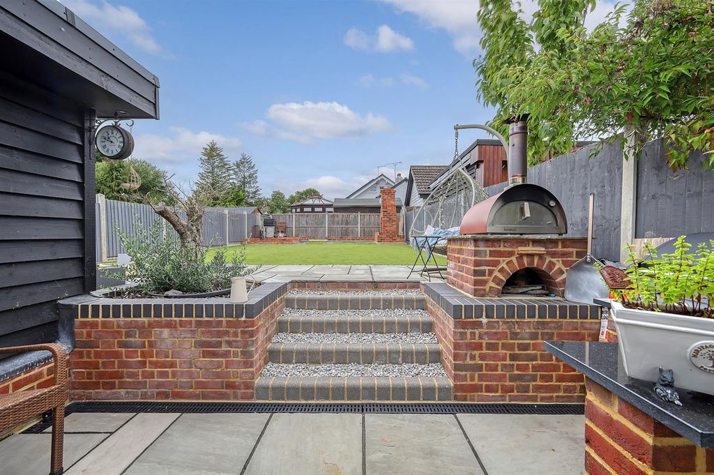 Property photo 2 of 21 29.Jpg