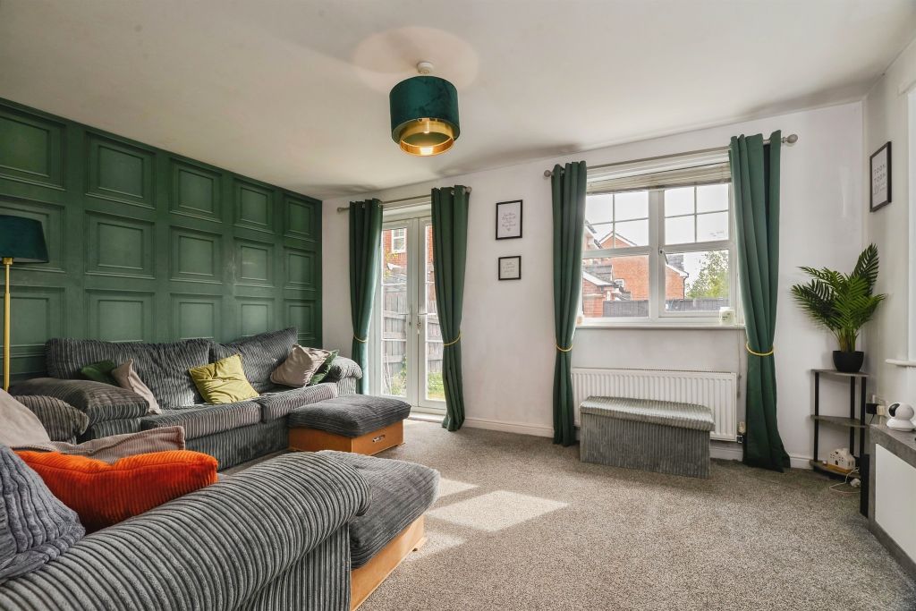 Property photo 3 of 14
