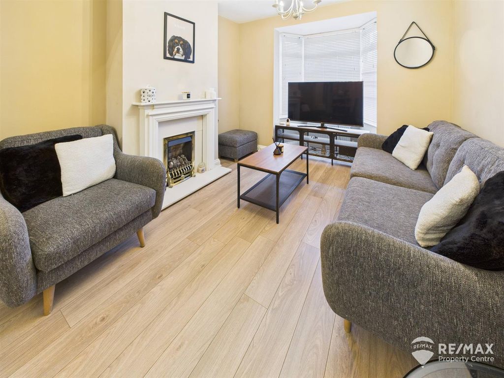 Property photo 2 of 20 Cam02842G0-Pr0293-Still012.Jpg