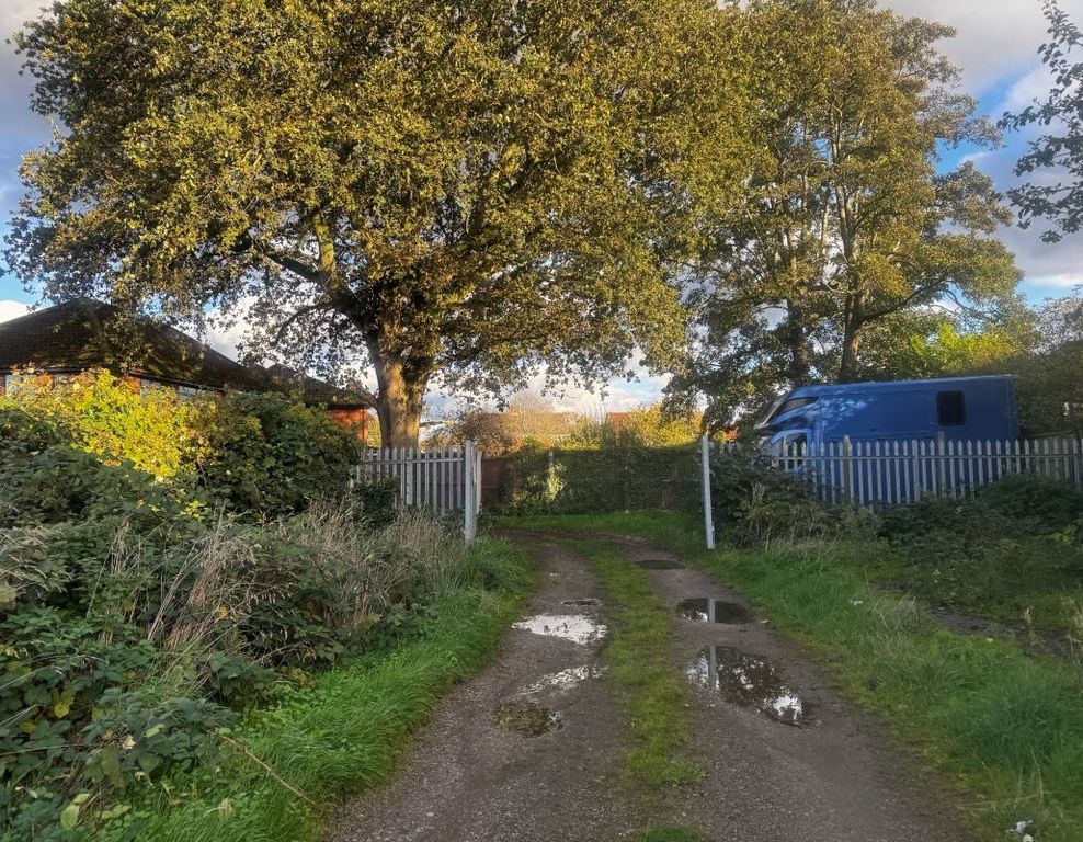 Property photo 2 of 7