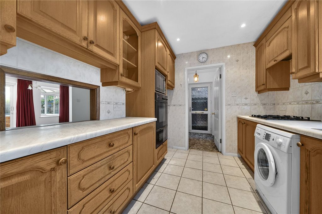 Property photo 2 of 22 Picture No. 26