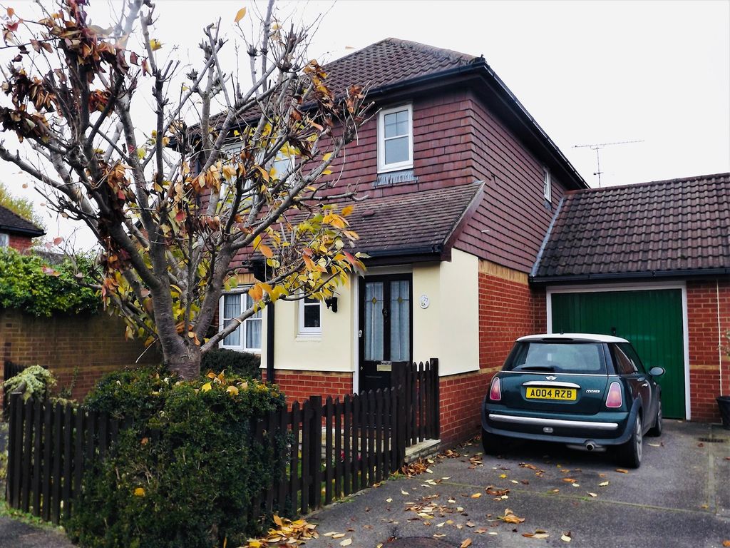 Property photo 1 of 18