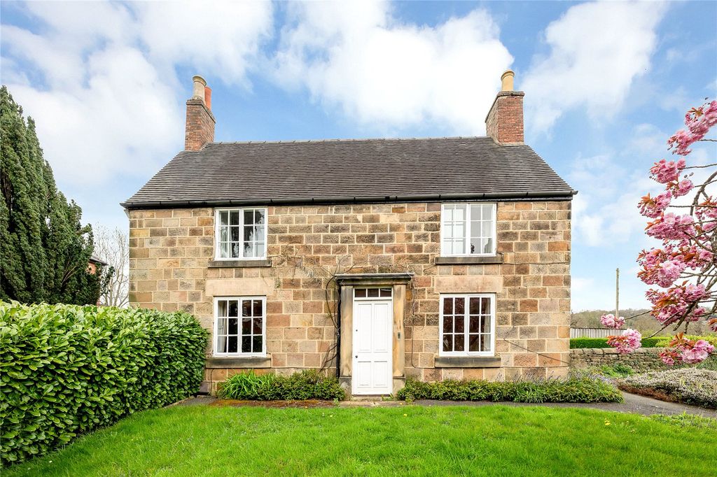 Property photo 3 of 13 Farmhouse