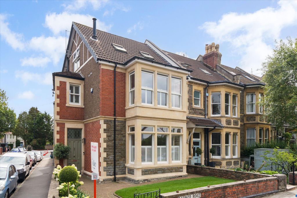 Property photo 1 of 34 Image