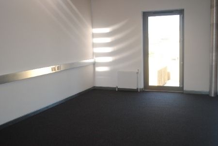 Property photo 1 of 4 Office Interior