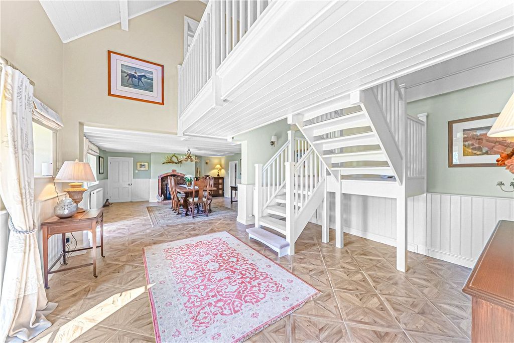 Property photo 3 of 29 Picture No. 16