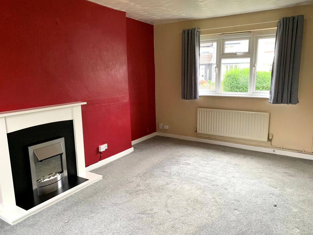 Property photo 3 of 11 629