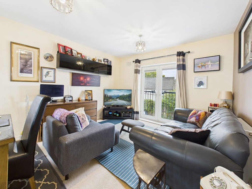 Property photo 2 of 12 Cam04899G0-Pr0210-Still010.Jpg