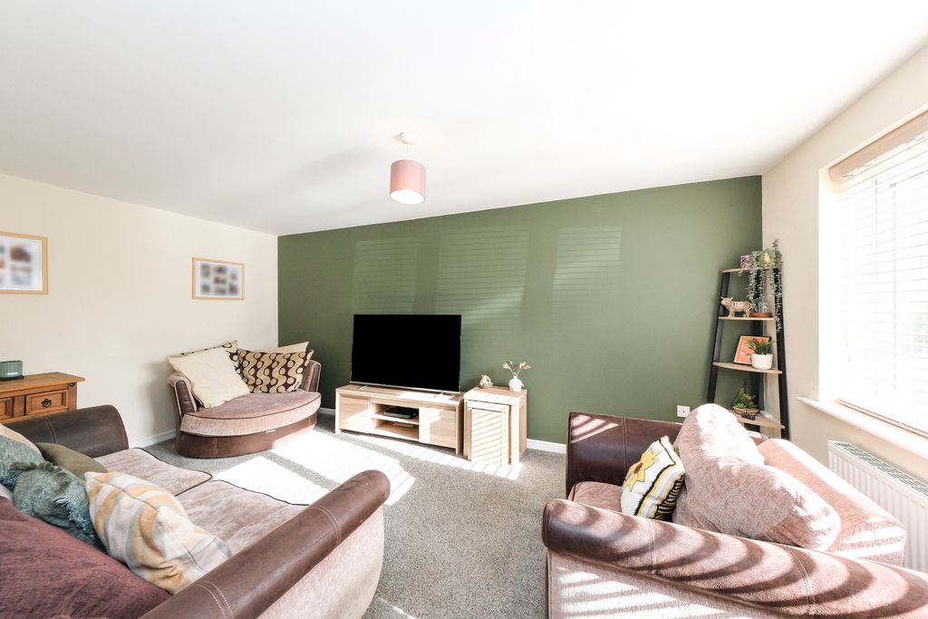 Property photo 2 of 25 Dscf0902