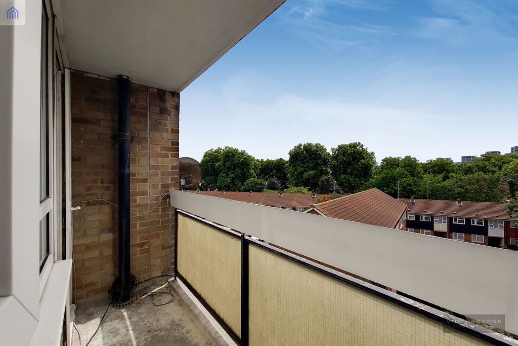 Property photo 2 of 10 1669194