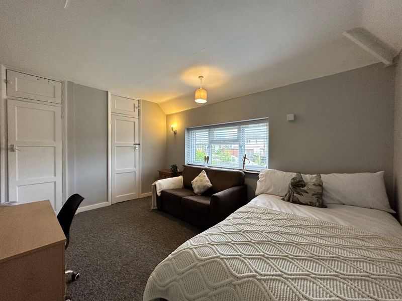 Property photo 1 of 11 Photo 21