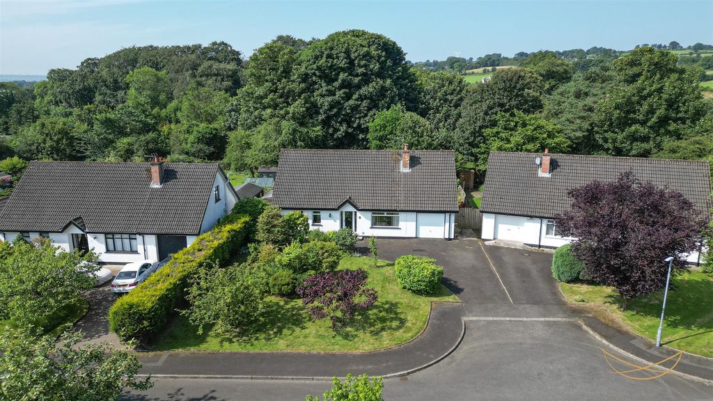 Property photo 1 of 44 Dhp-13.Jpg