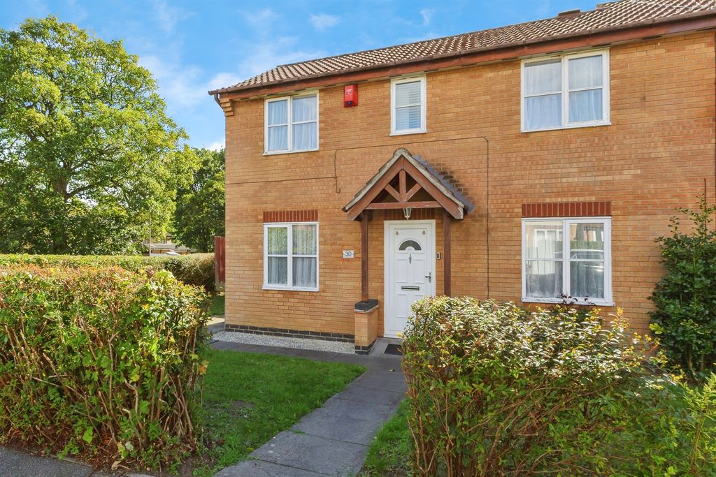 Property photo 1 of 11