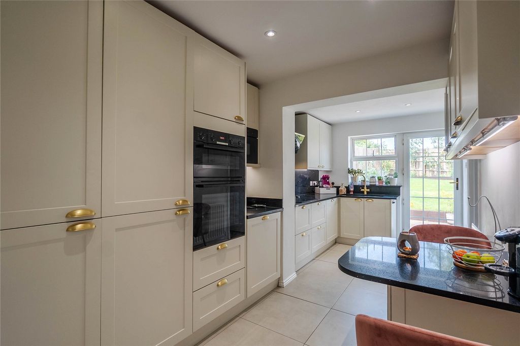 Property photo 1 of 18 Picture No. 08