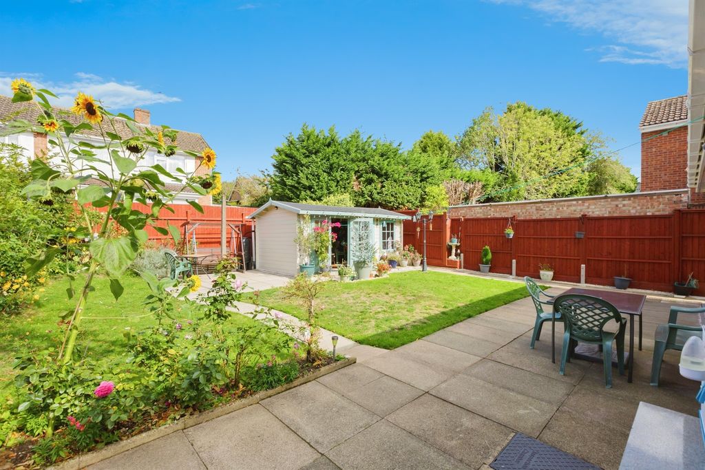 Property photo 3 of 22