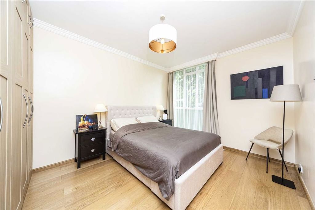 Property photo 3 of 4
