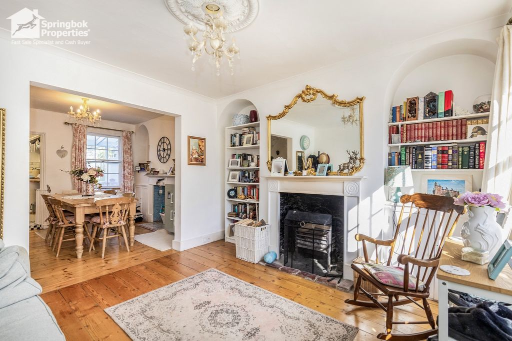 Property photo 3 of 17 Image 2