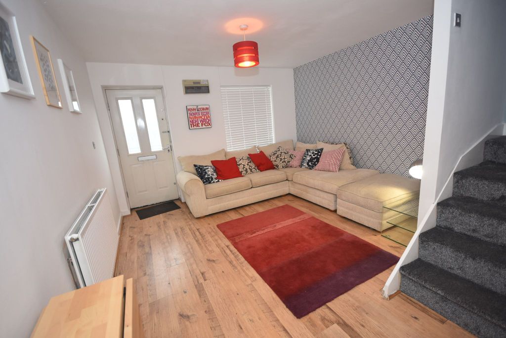 Property photo 3 of 18 Photograph 2