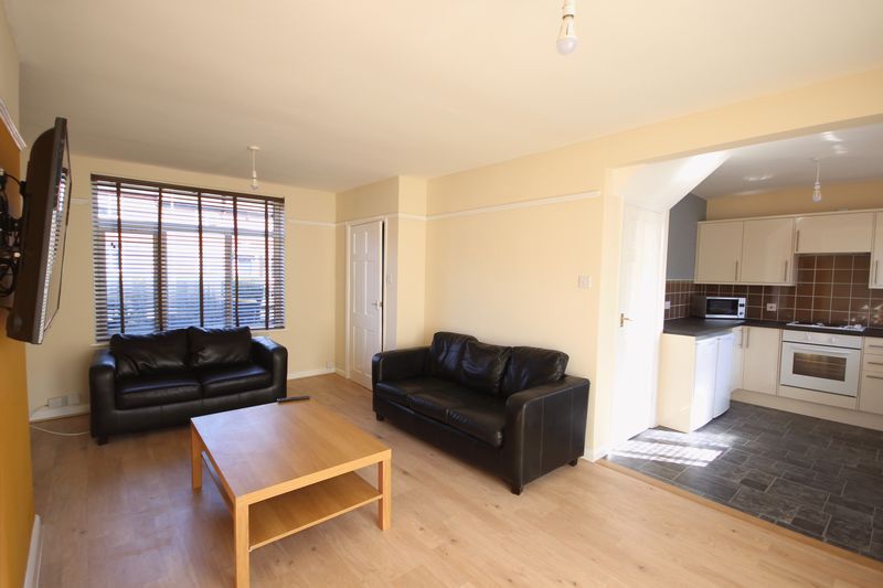 Property photo 3 of 18 11Langdaleave2015(21).Jpg