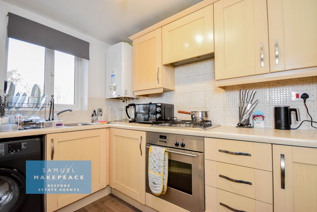 Property photo 2 of 9 Gallery