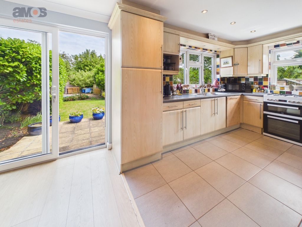 Property photo 3 of 34 5223865