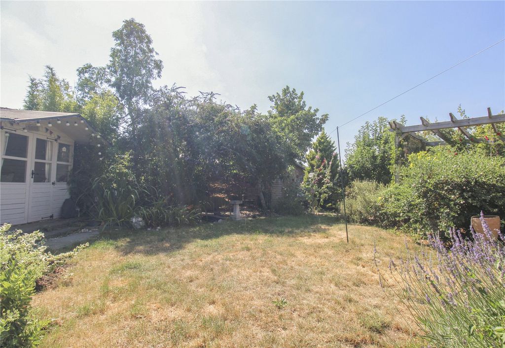 Property photo 2 of 15 Picture No. 18