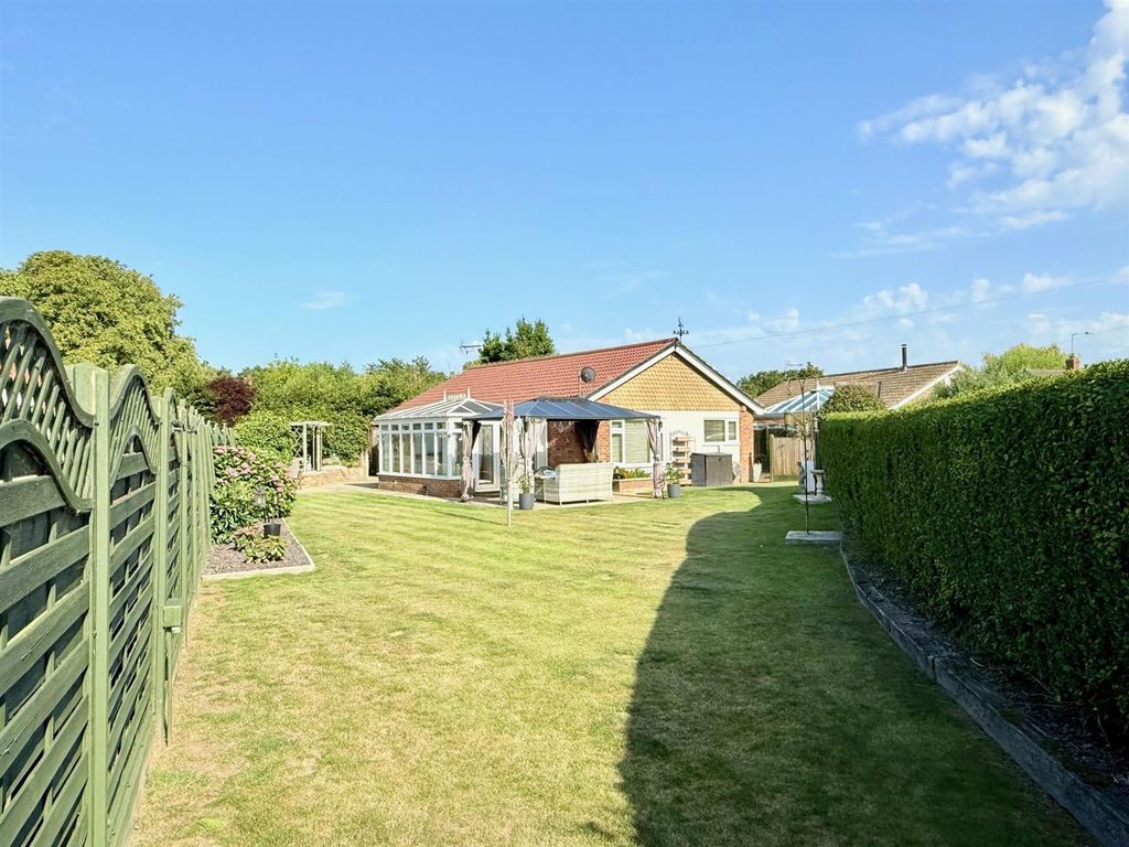 Property photo 2 of 22