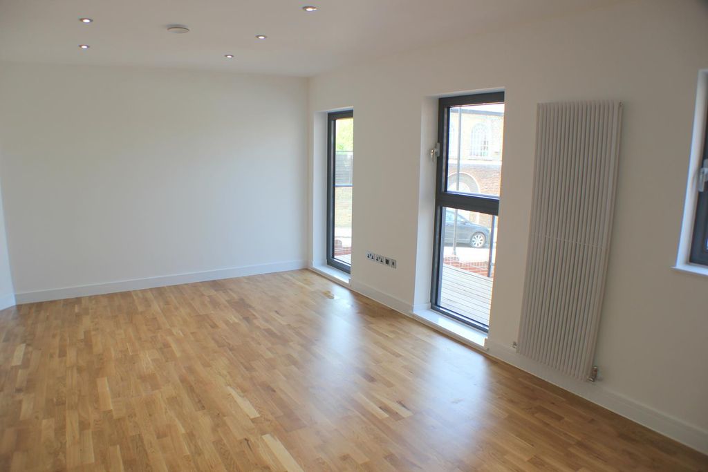 Property photo 3 of 10 Img_3749.Jpg