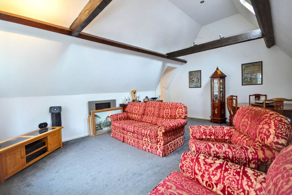 Additional image 6 of 3 bed flat for saleTwyning Manor, Twyning Tewkesbury, Gloucestershire GL20