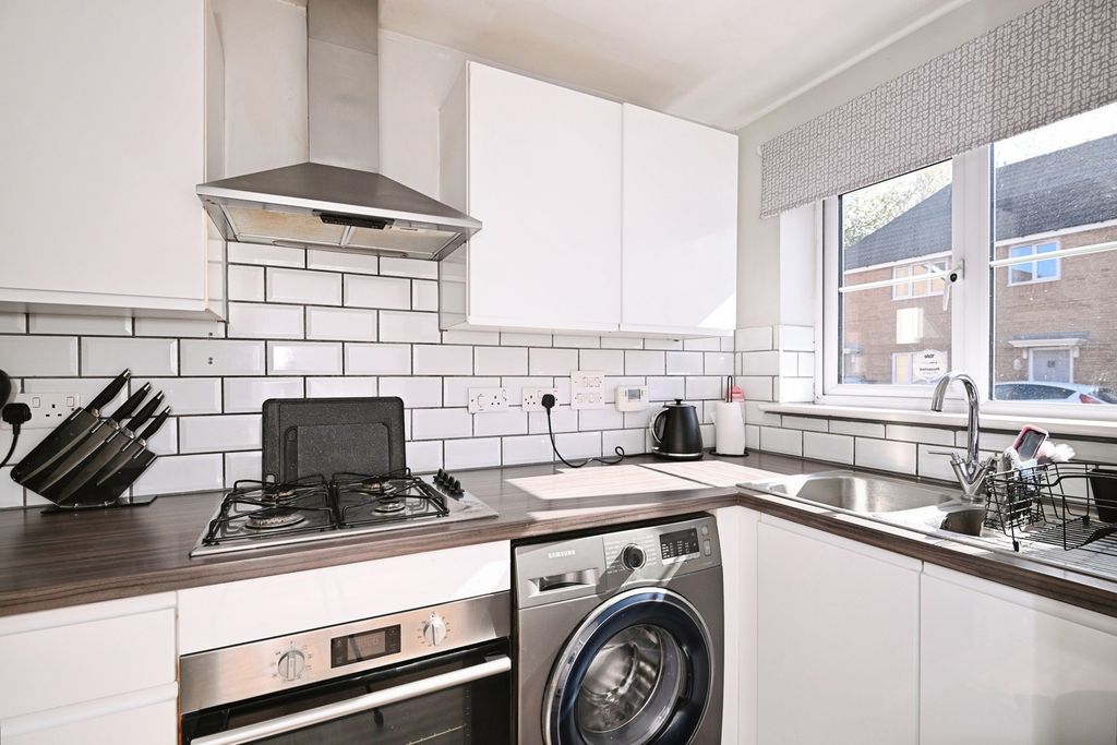 Property photo 3 of 20 Pbox-Img.Jpg