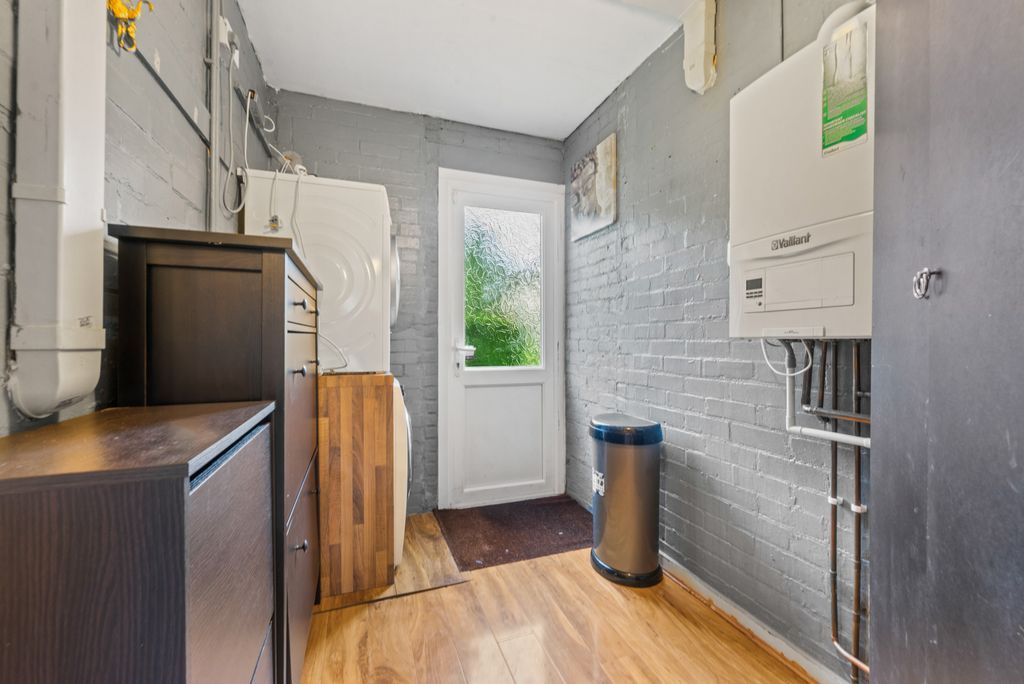 Property photo 3 of 10 Picture 3