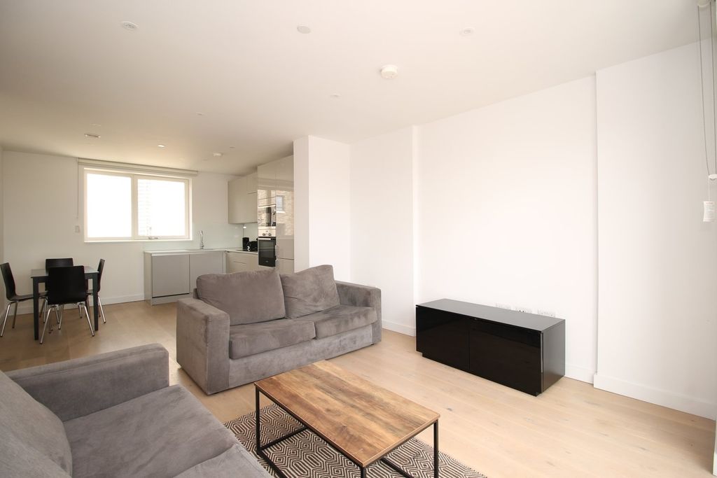 Property photo 3 of 10 Living Area