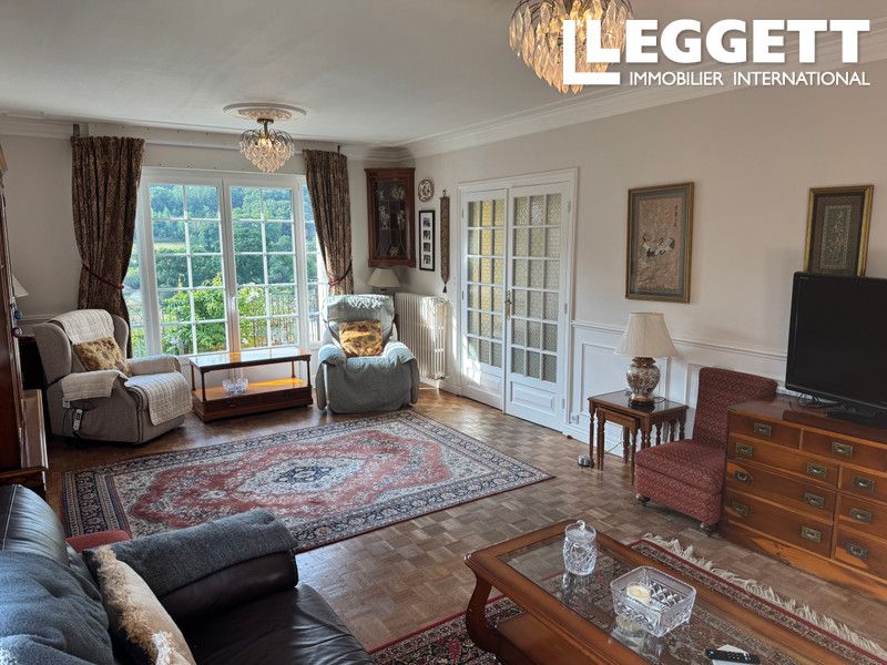 Property photo 2 of 10