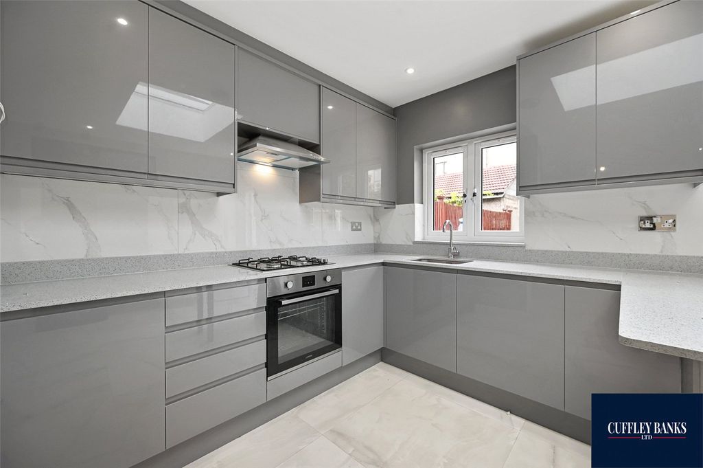 Property photo 1 of 11 Picture No. 01