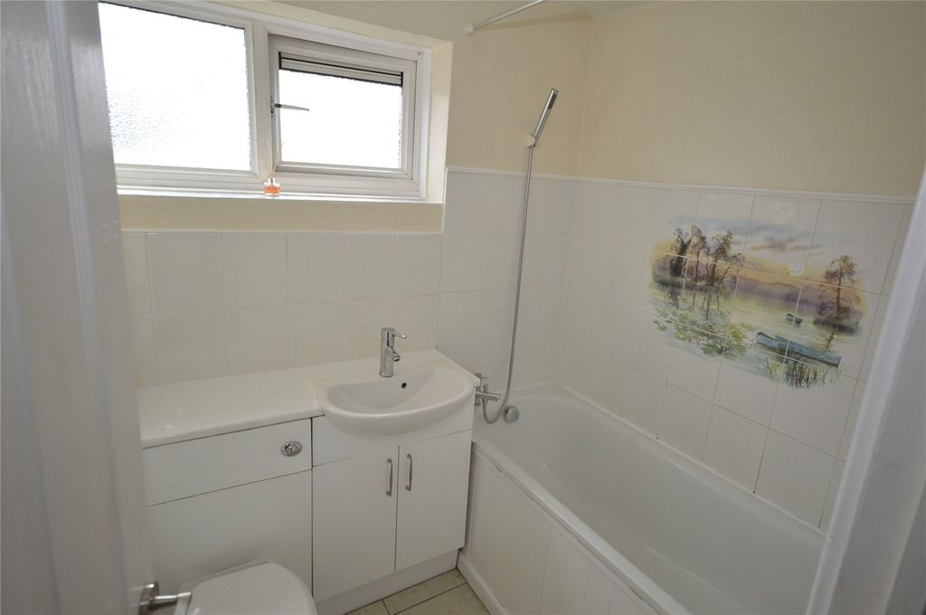 Property photo 3 of 5 Bathroom