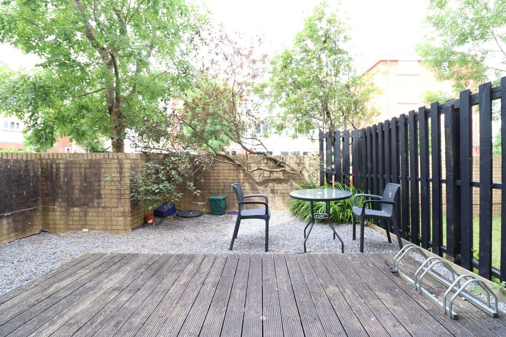 Property photo 3 of 7