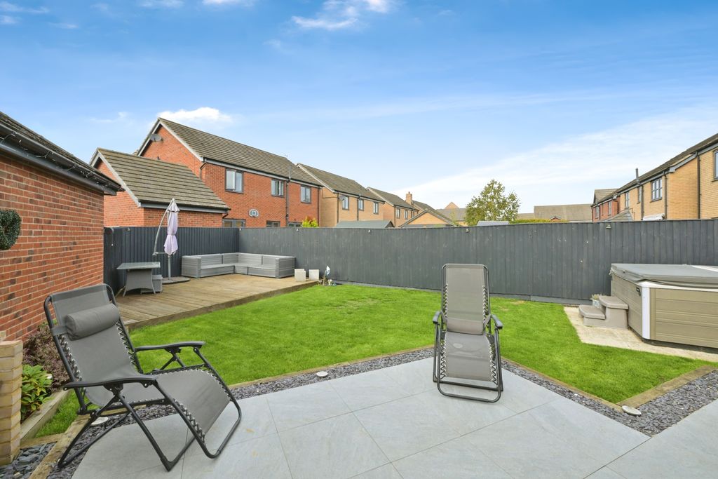 Property photo 3 of 18 Nz9_4225