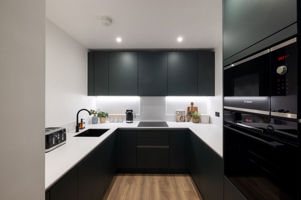 Property photo 1 of 25