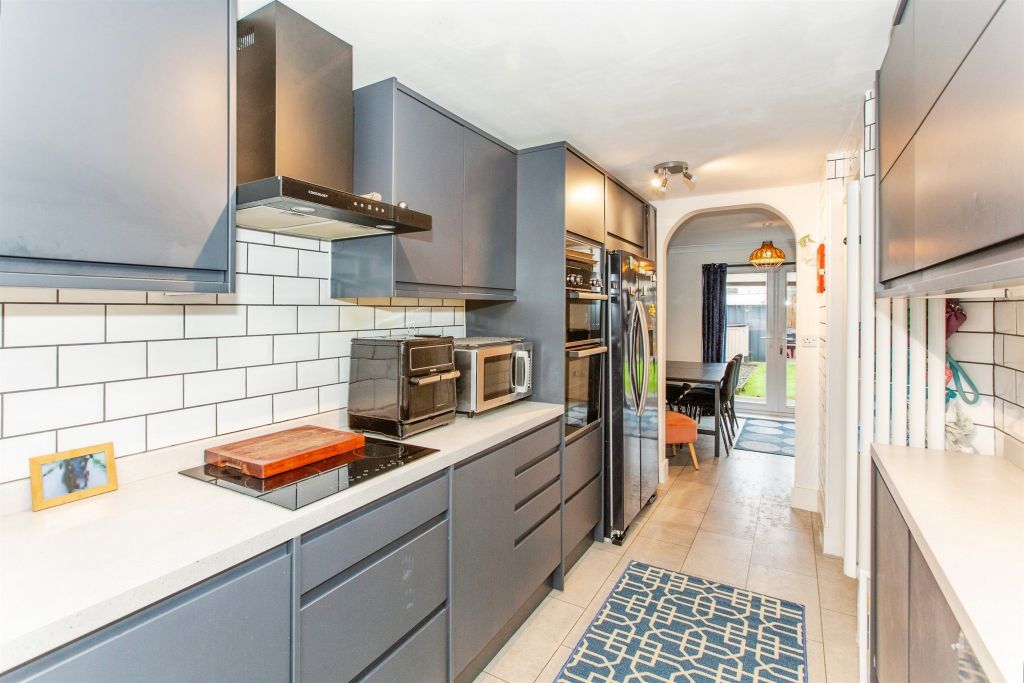 Property photo 3 of 21