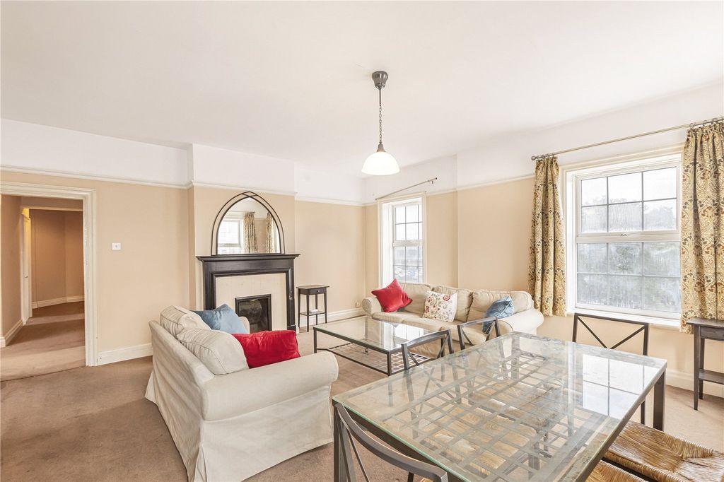 Property photo 1 of 10 Reception Room