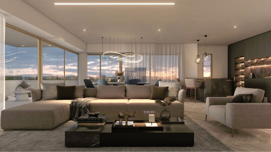 Property photo 1 of 2