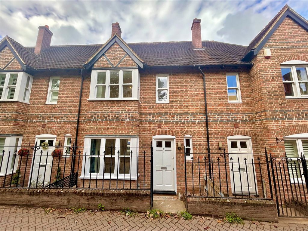 Property photo 1 of 17 Picture No. 01