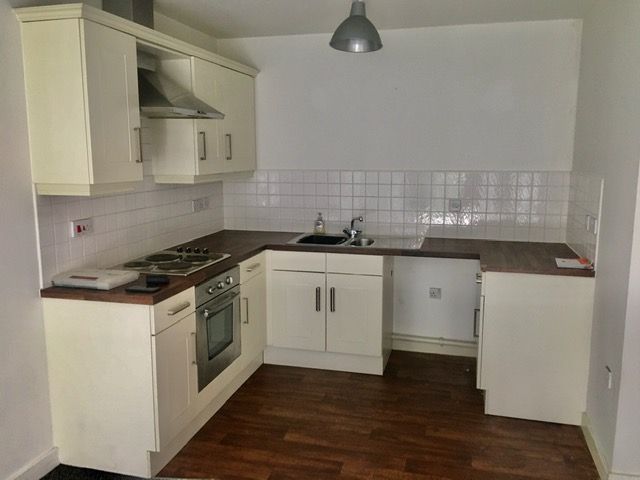 Property photo 3 of 12